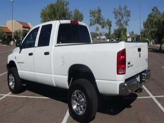 Dodge Ram Pickup 2500 2006 photo 23